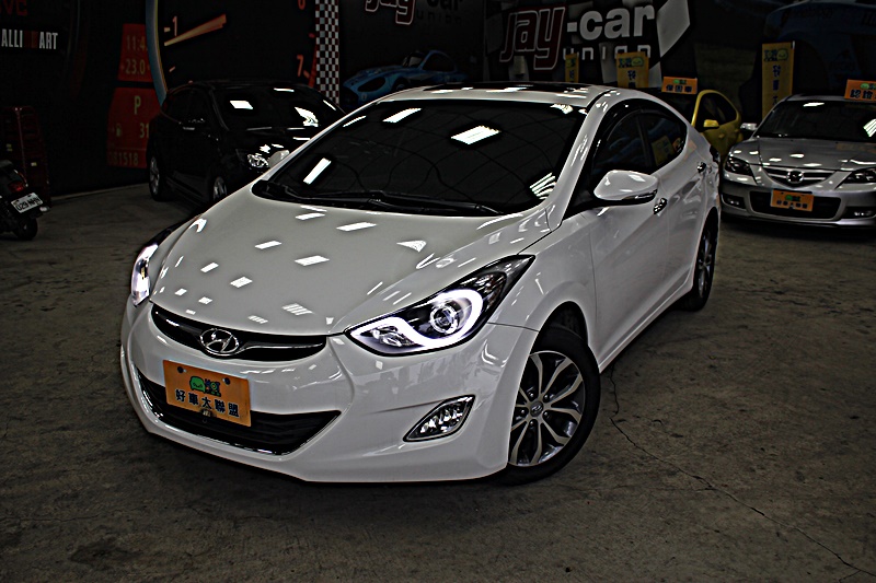 2013年 現代 Elantra 頂級版 車況履約保證保固 挑戰市場最低價