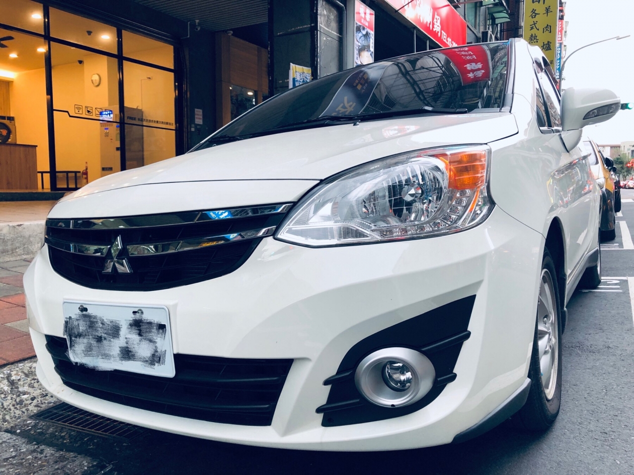 2015年 MITSUBISHI  三菱 COLT PLUS