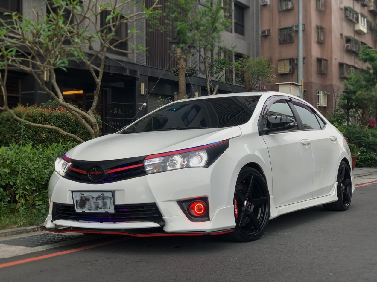 Toyota 豐田 國民神車 Altis 小改外觀 漂亮車