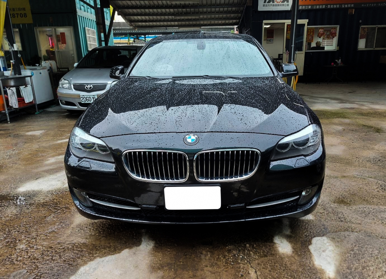 2011年 BMW 523i 2.5L 總代理