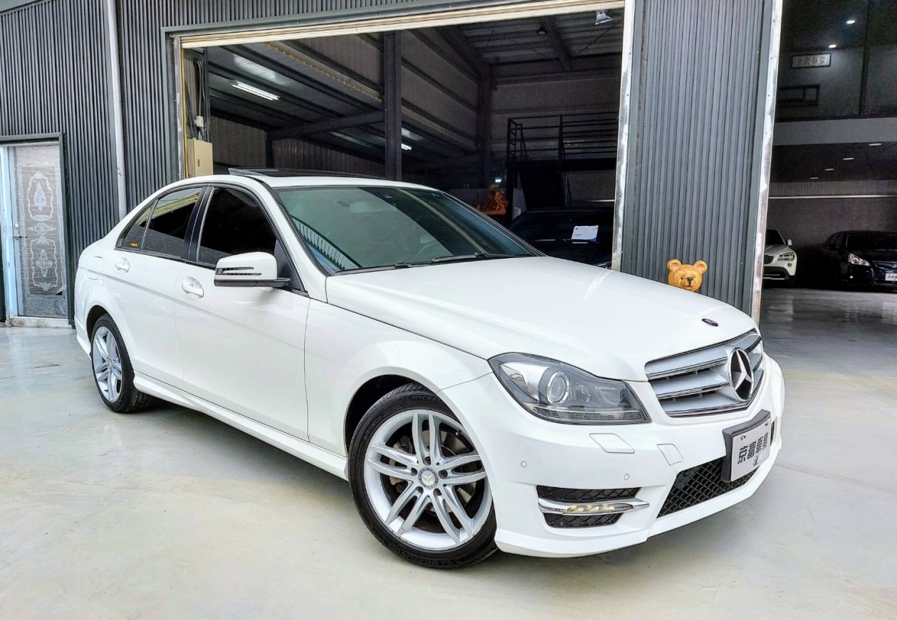 2013 賓士 C-Class Sedan C200 1.8L AMG套件