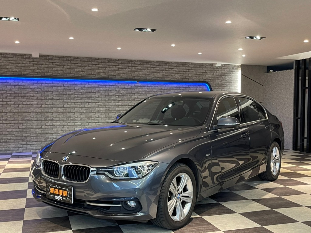 2017年/320I/灰 BMW 寶馬 320I SEDAN ZA