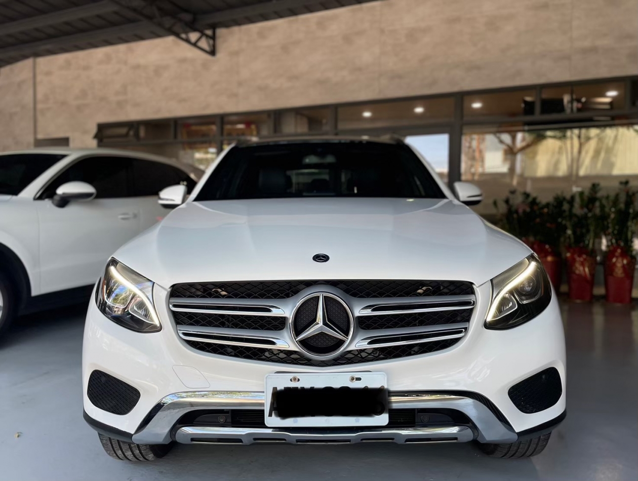 2018 BENZ GLC300