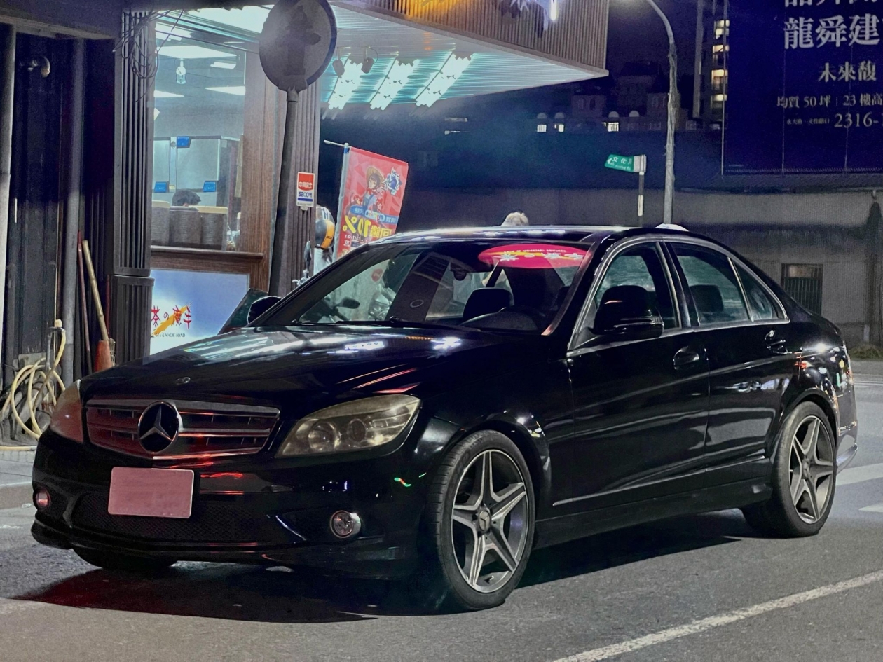  2007  Benz C300 里程跑不多