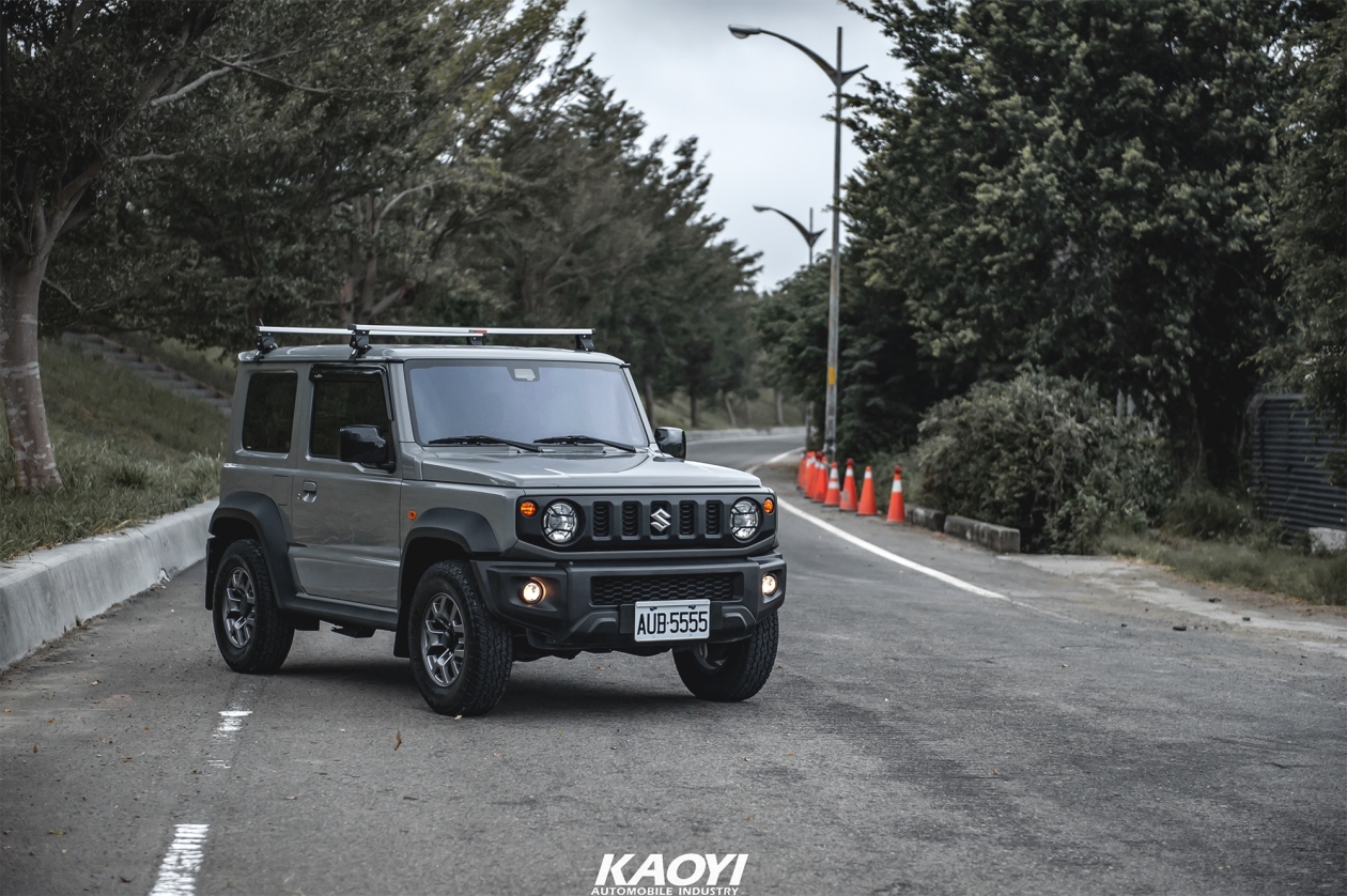 2020 Suzuki  JImny 經典水泥灰