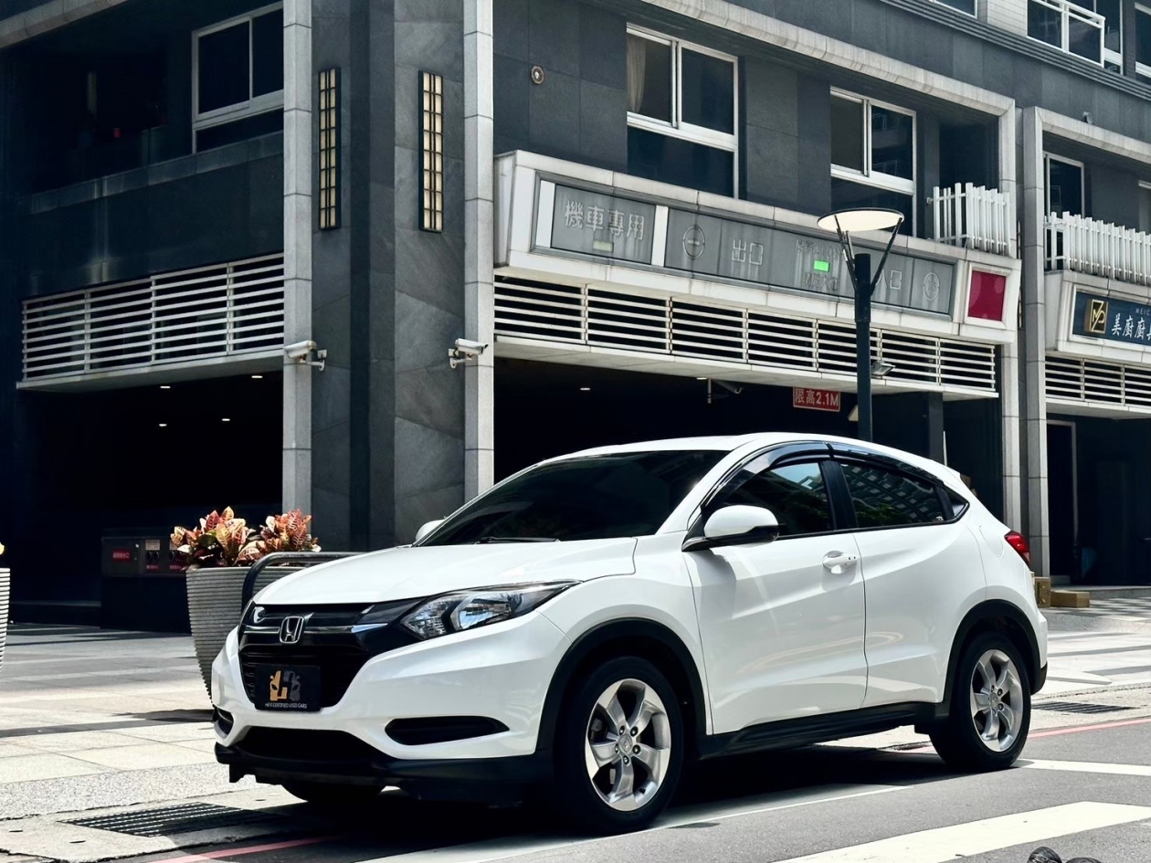 2018 HONDA HR-V VT i-s