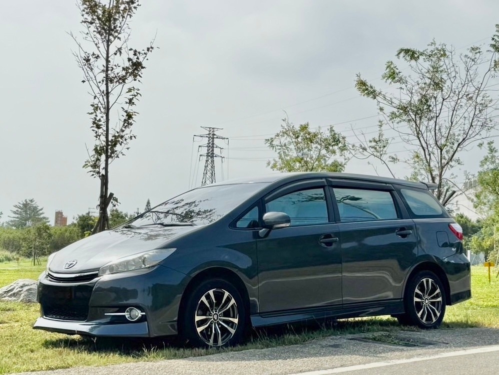 2012 Toyota Wish 2.0