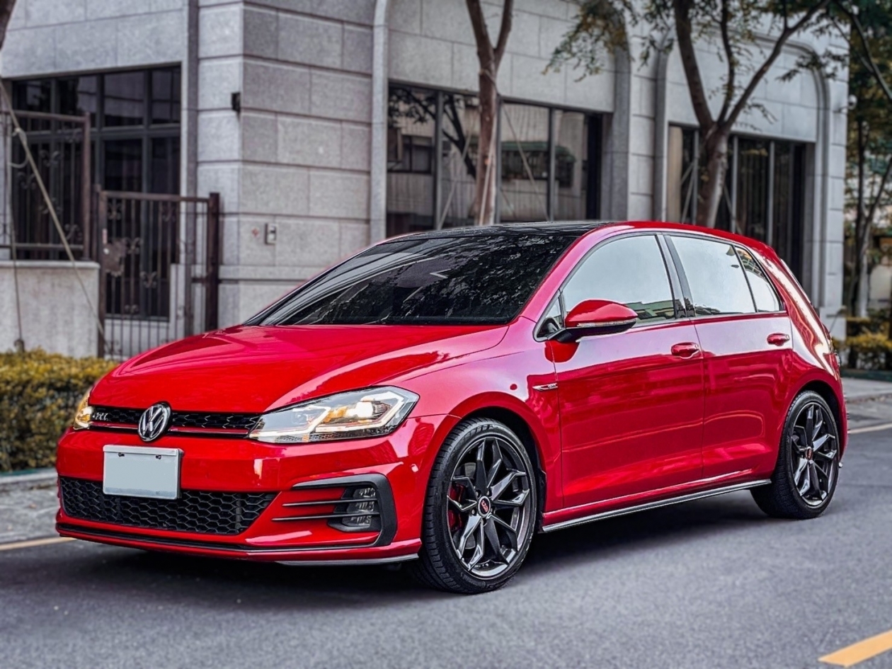 【聯豐車業】2017 VW GOLF GTI 熱門小鋼炮