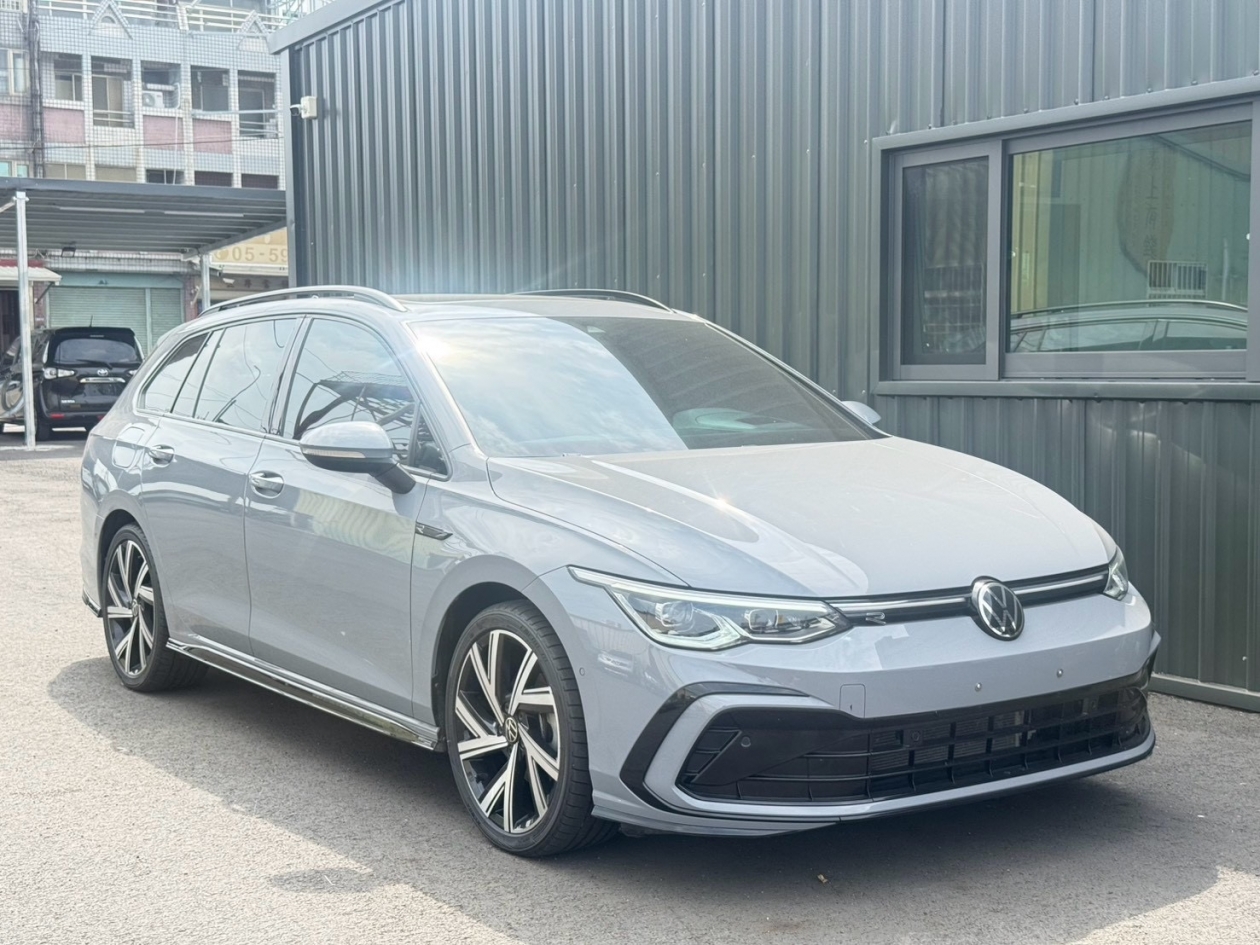 2022GOLF-variant-R-line
